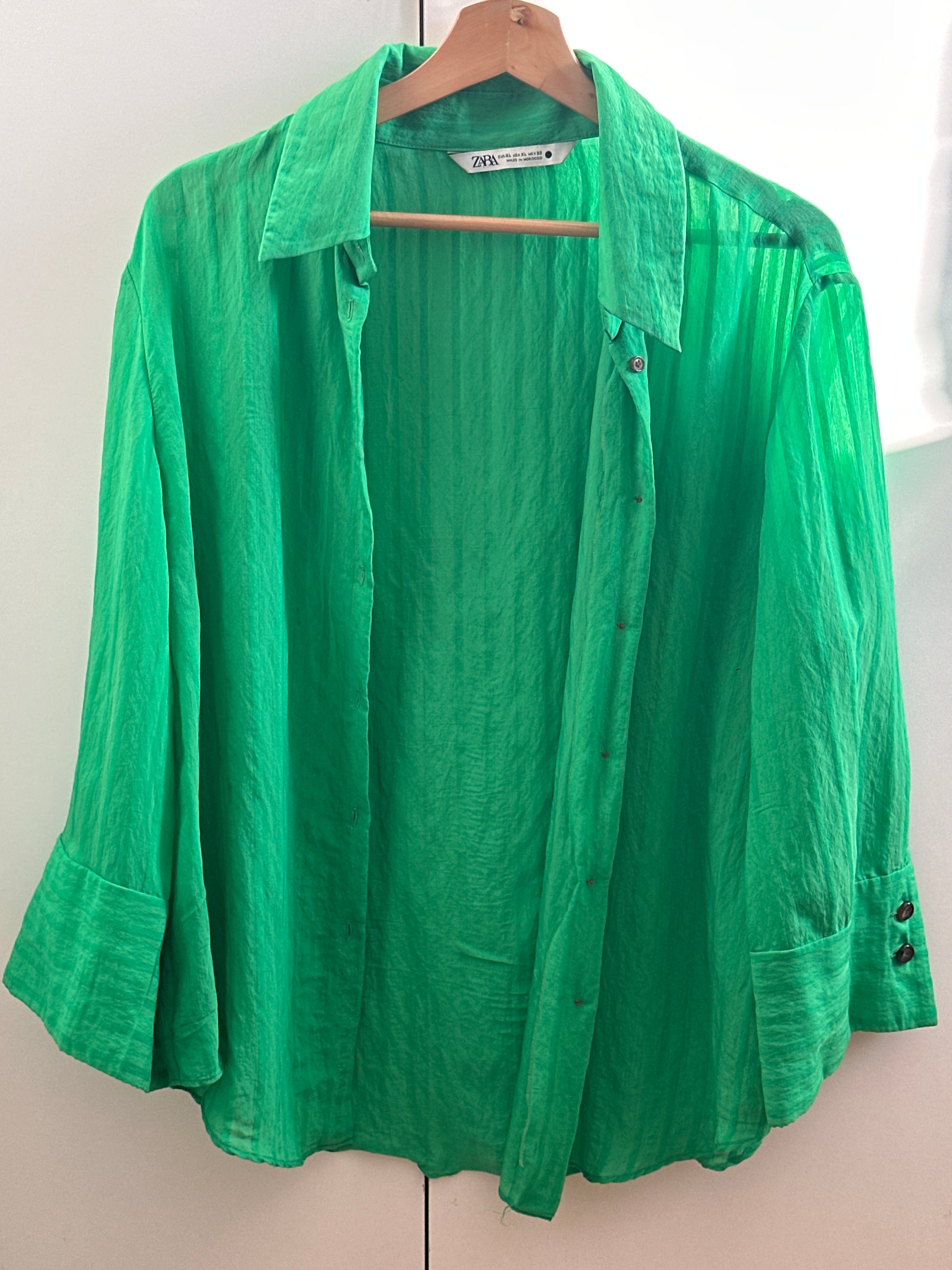 Camisa verde Zara