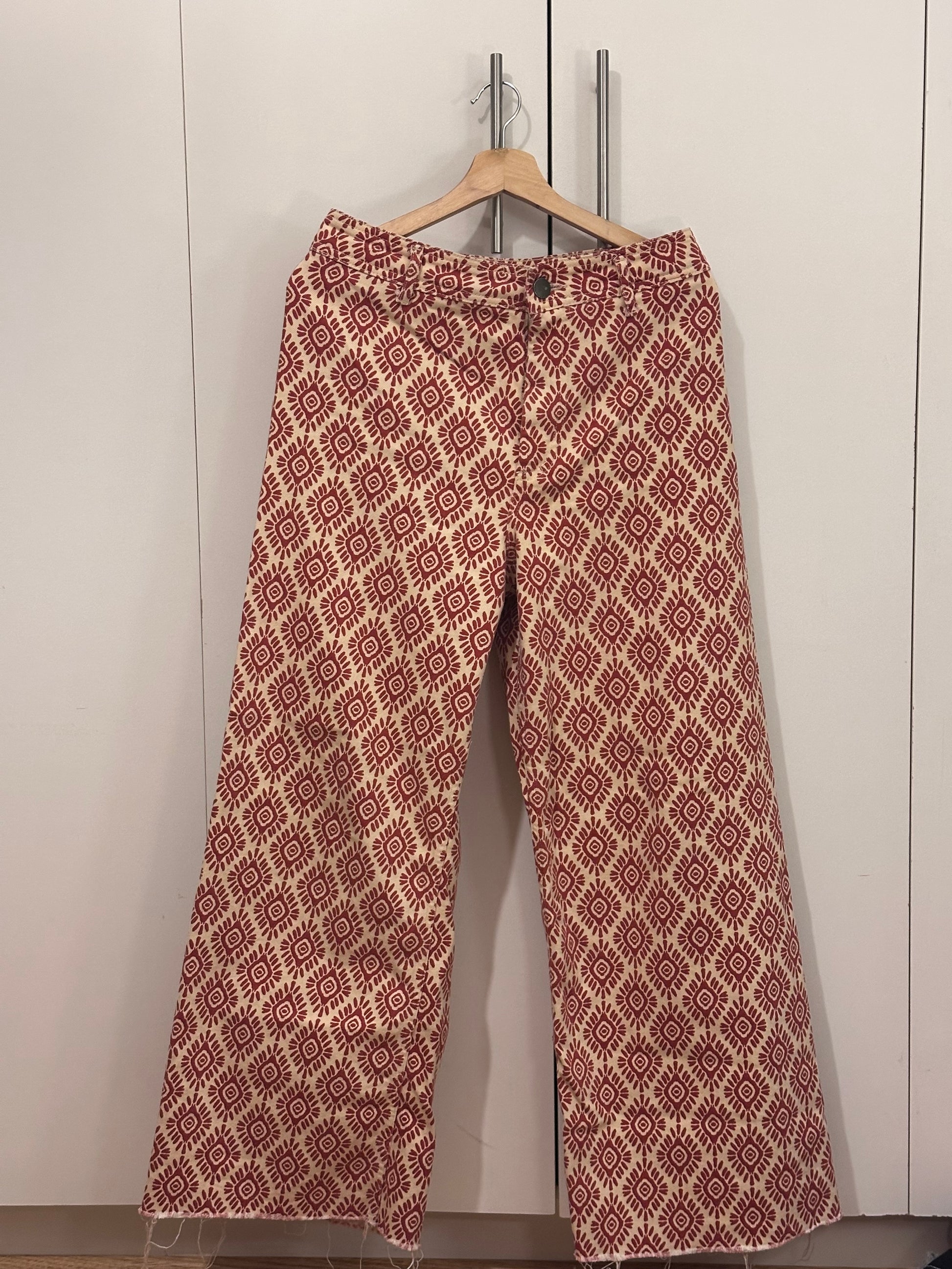 Pantalón Zara
