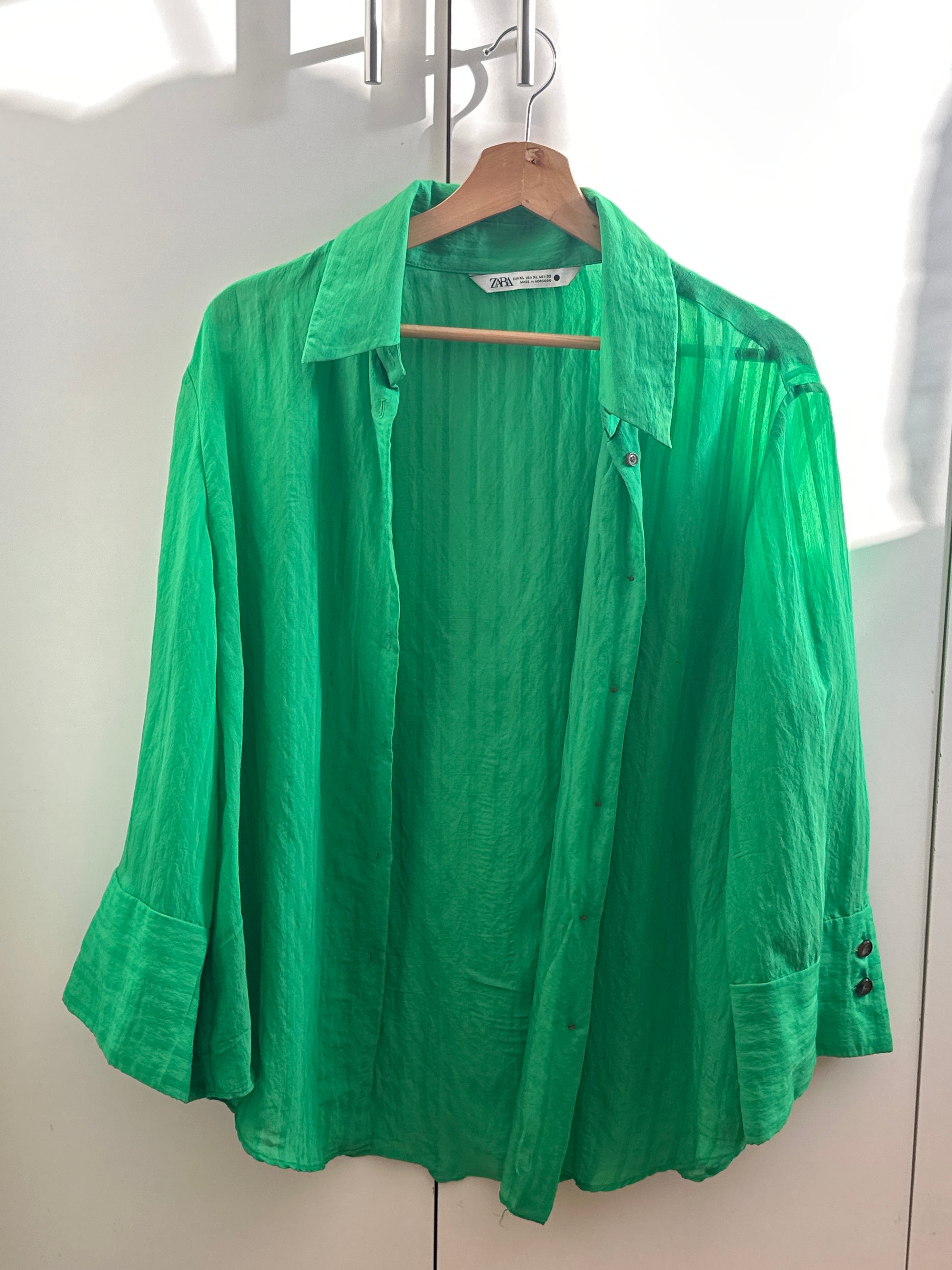 Camisa verde Zara