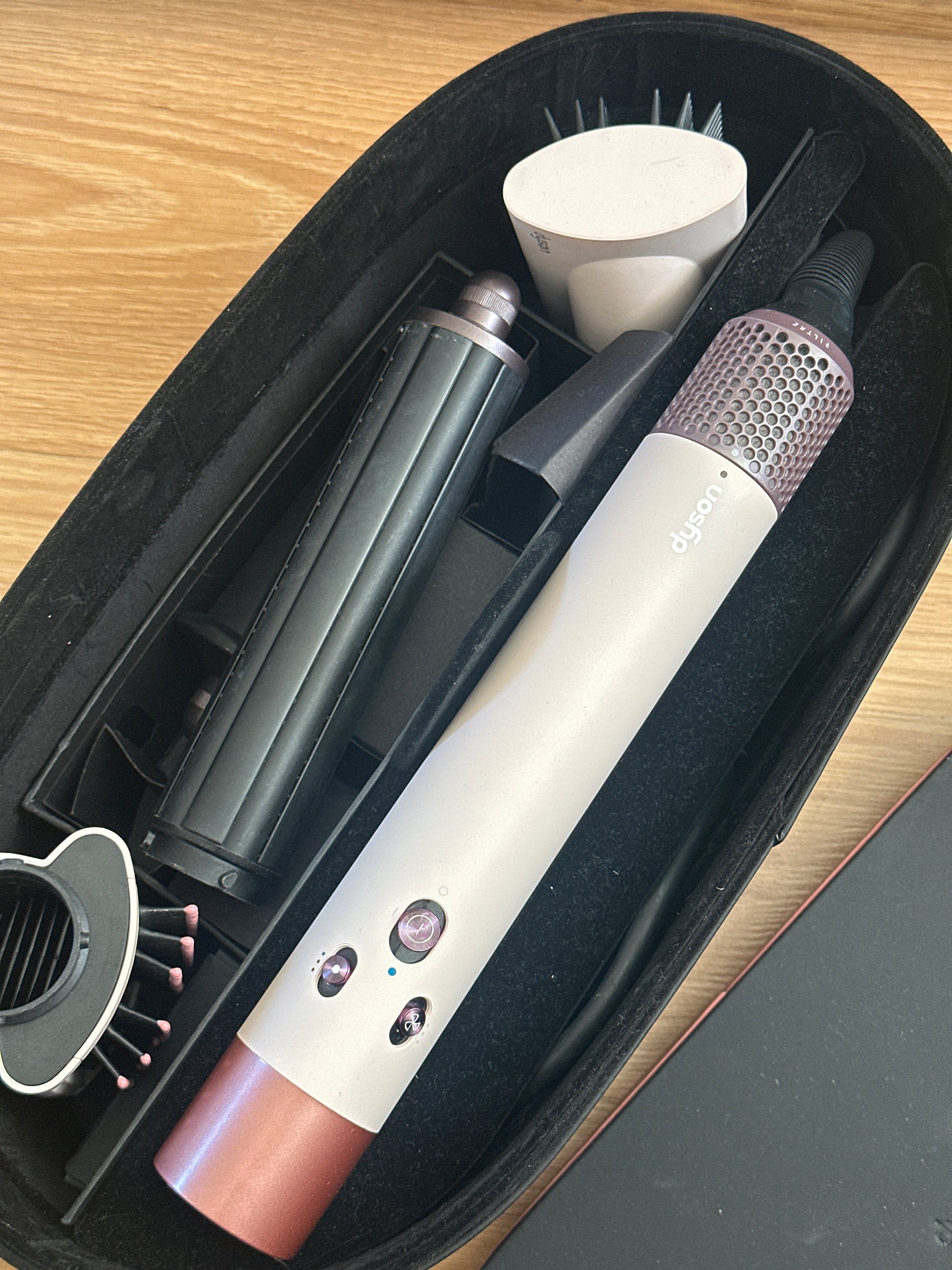 Dyson airwrap rosada