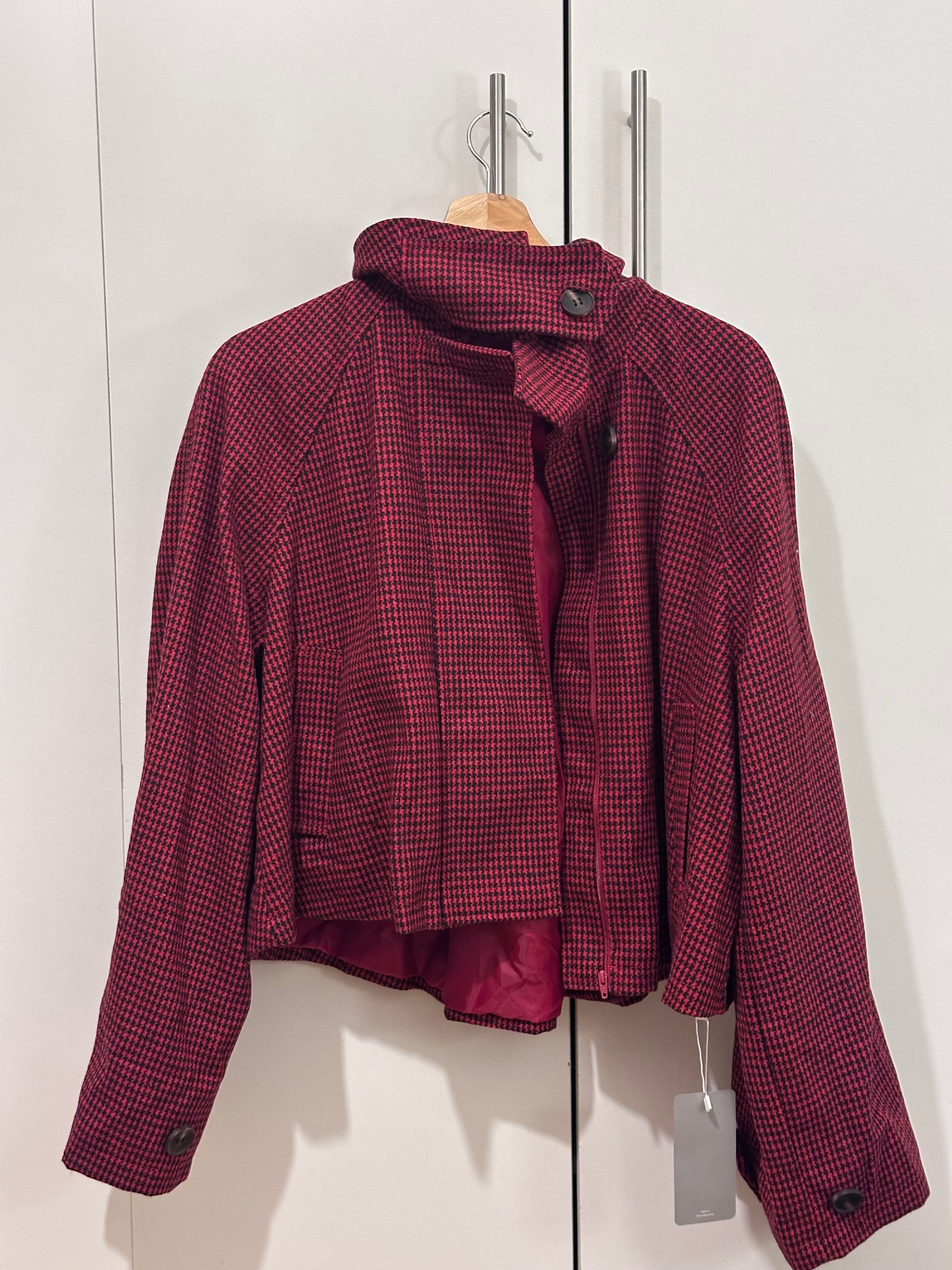 Chaqueta cuadros talla M shein nueva