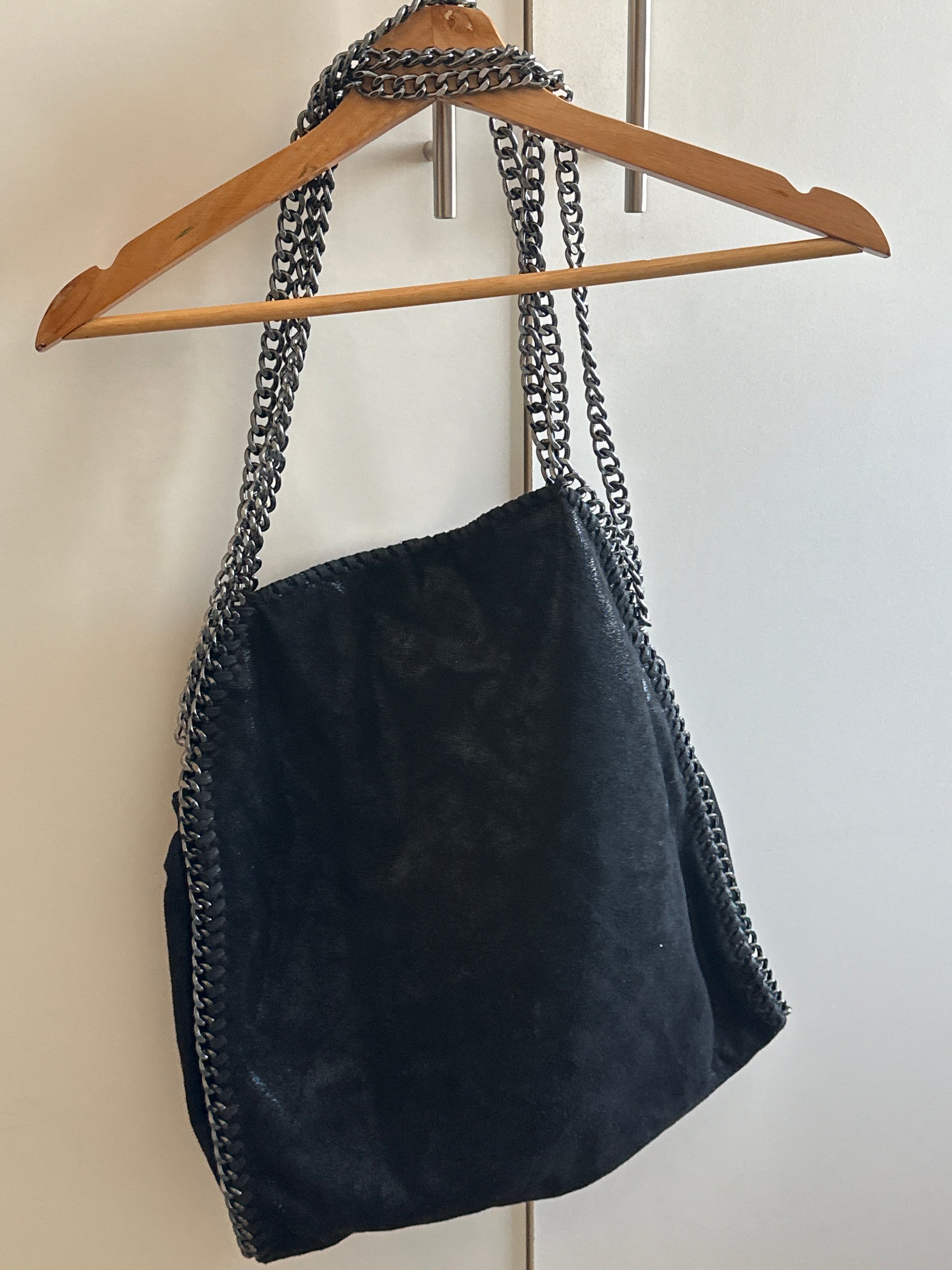 Bolso cadenas negro alaniz