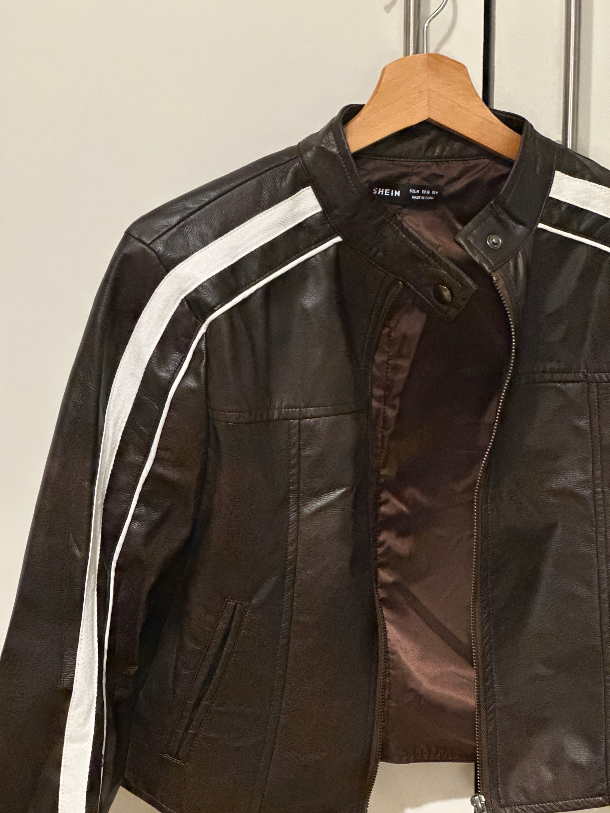 Chaqueta efecto piel Shein