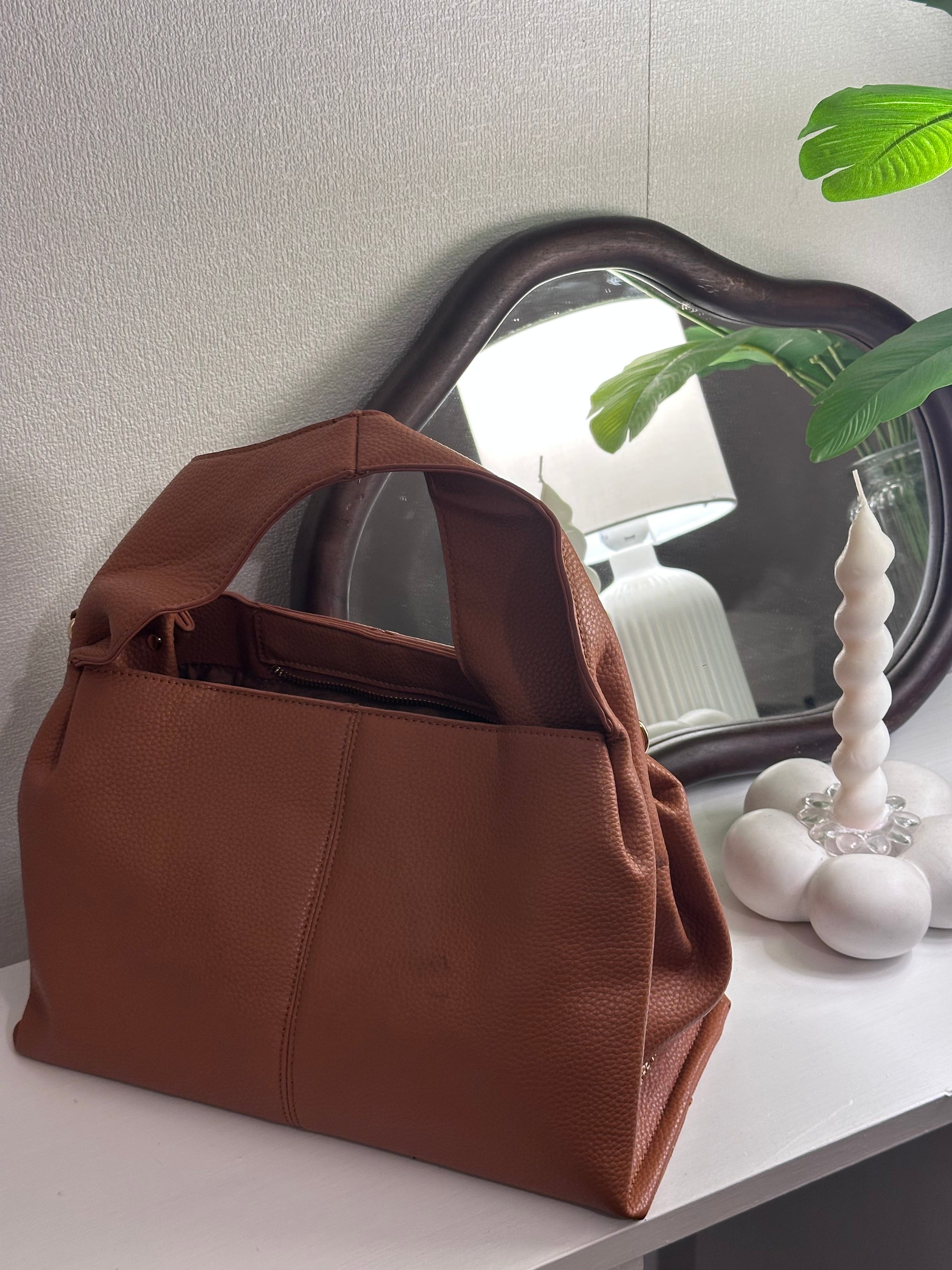 Bolso café secret