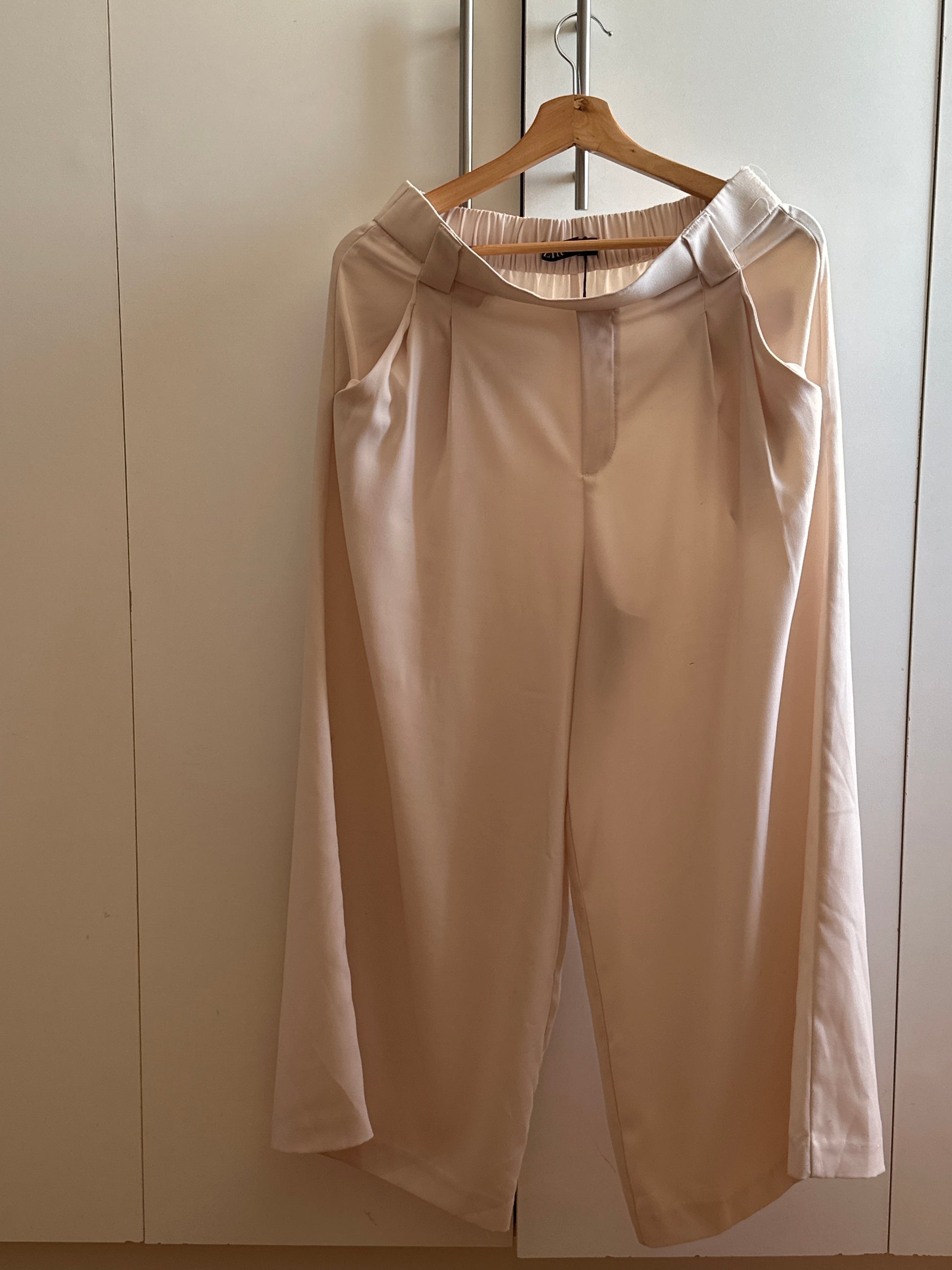 Pantalón Zara palazzo