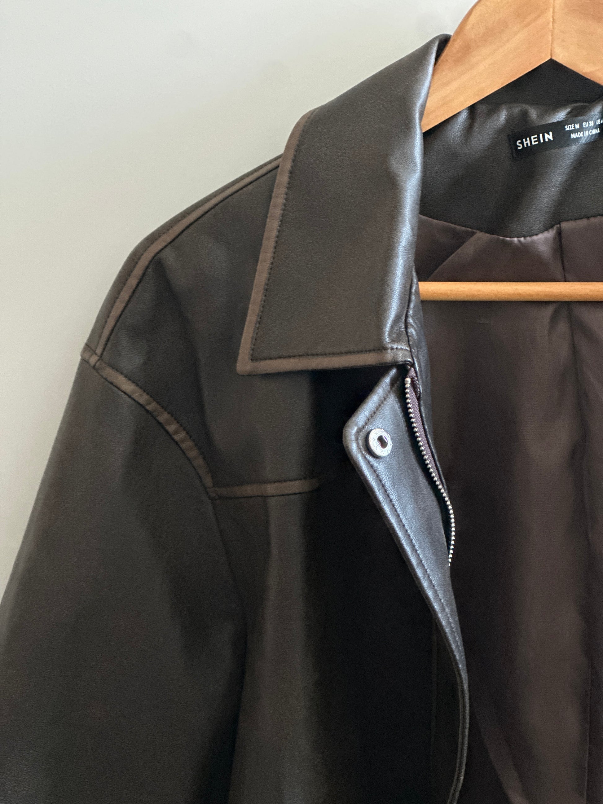 Chaqueta ecocuero Shein