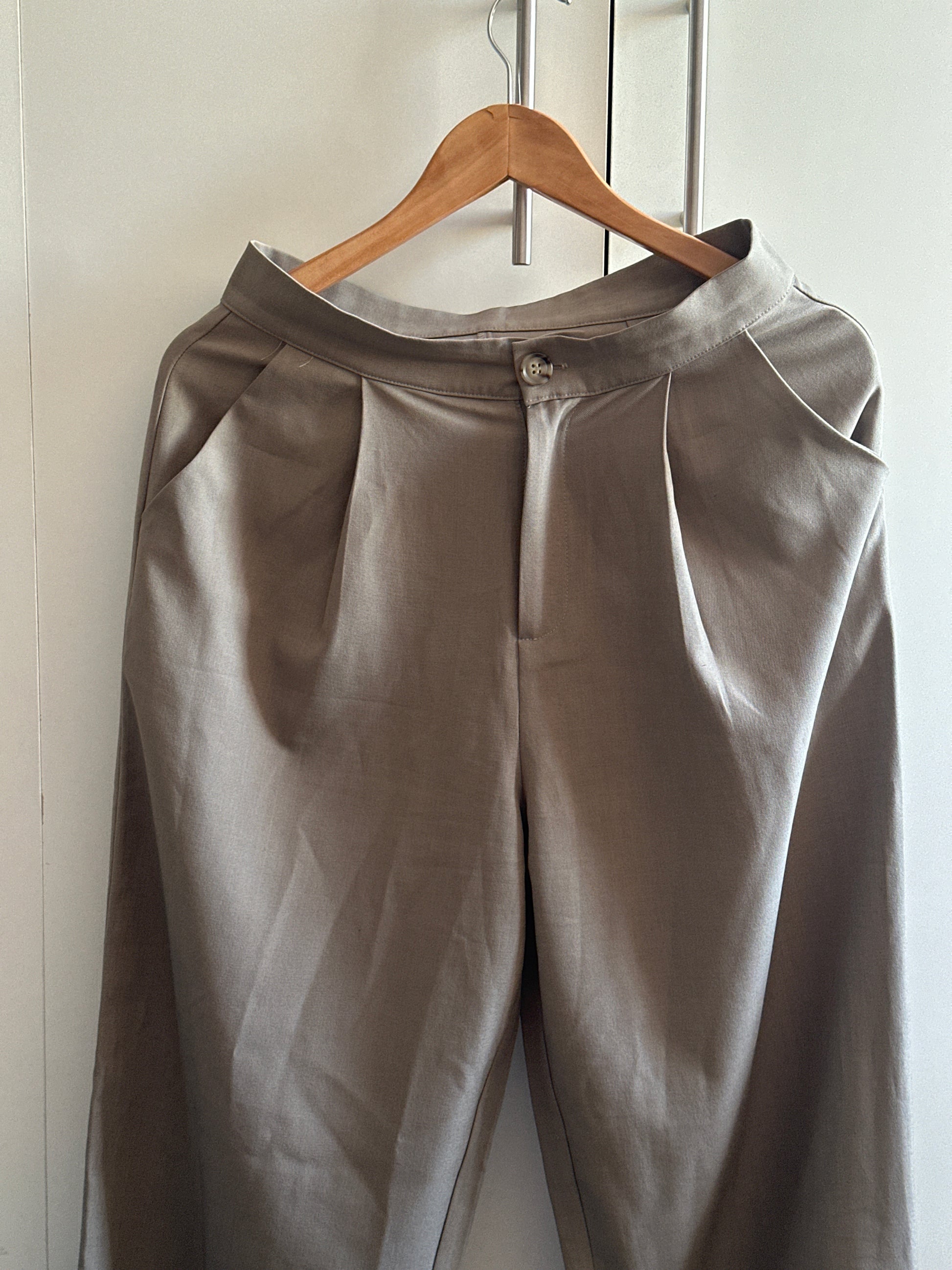 Pantalón shein sastrero talla M