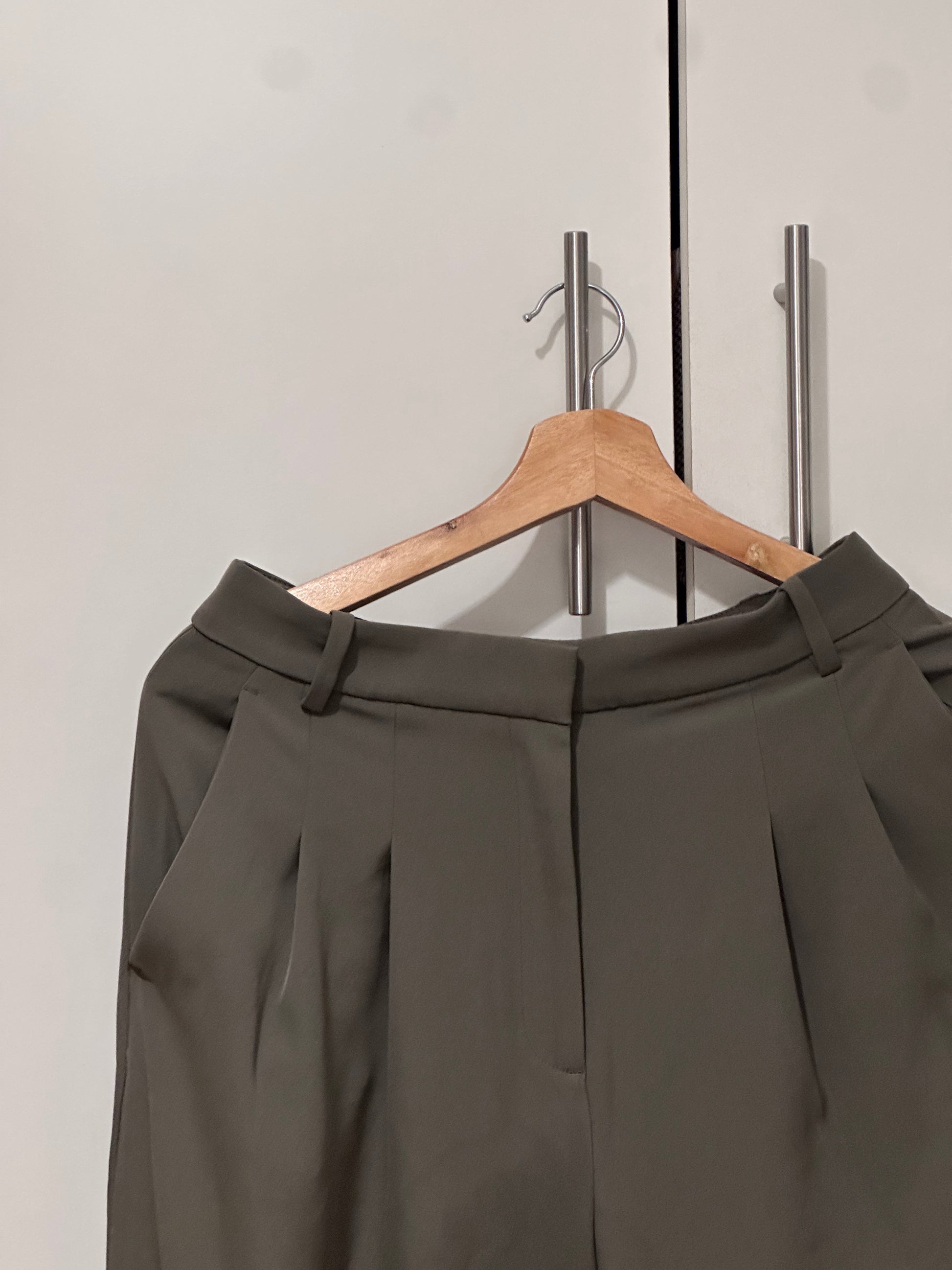 Pantalón sastrero HyM