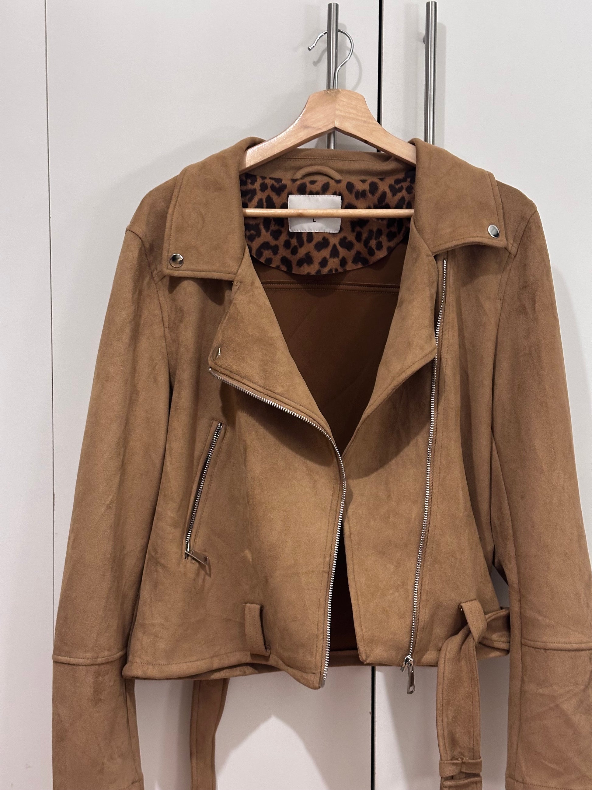Chaqueta café gamuza