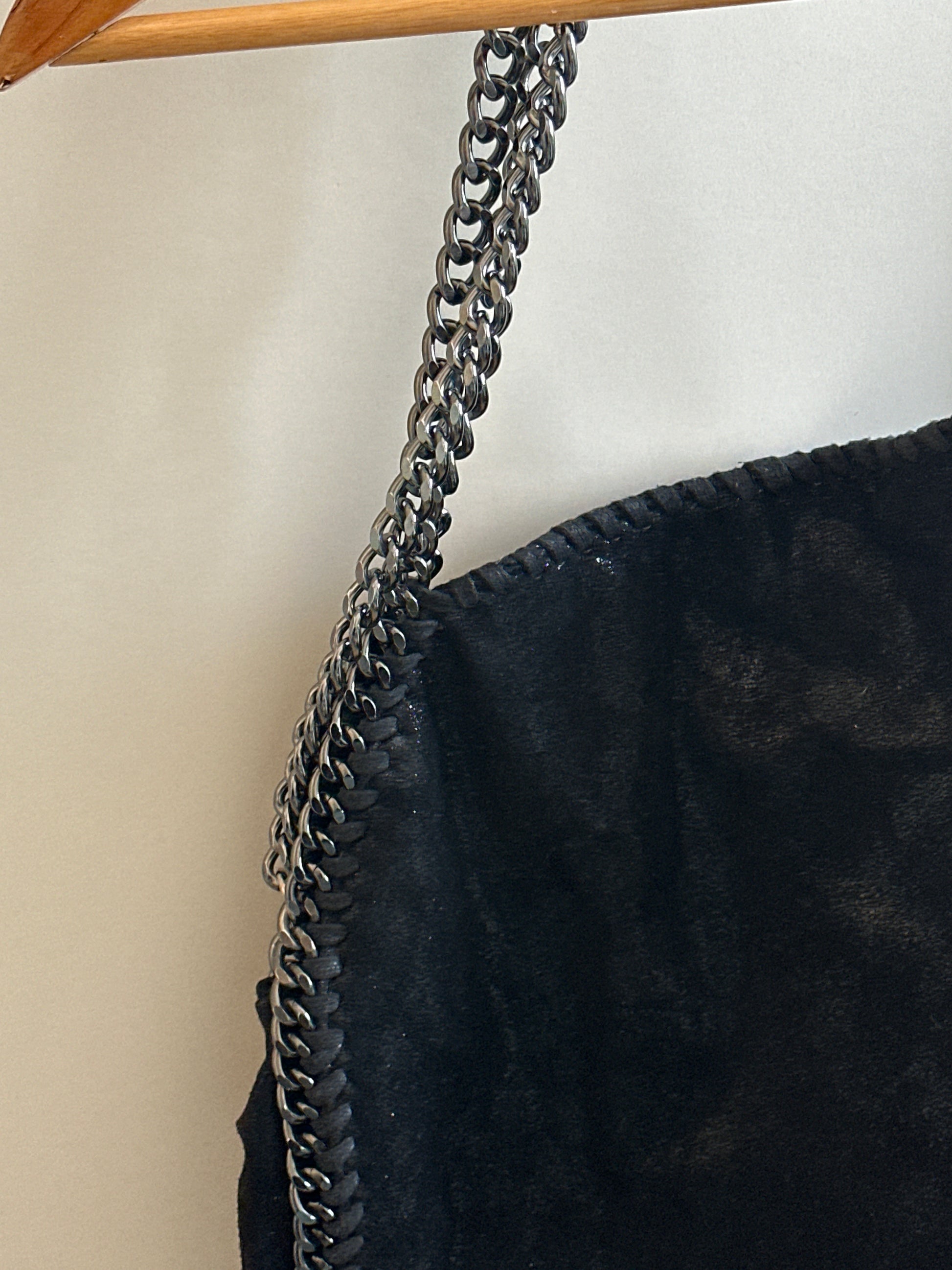 Bolso cadenas negro alaniz