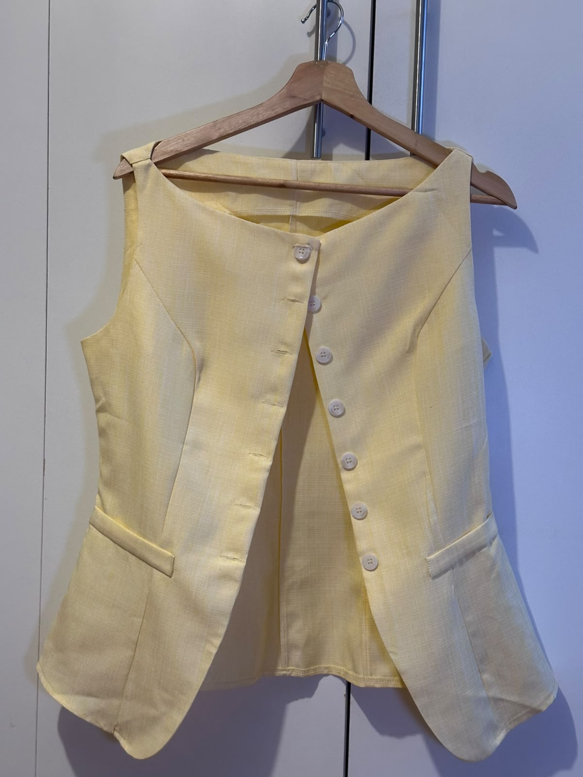 Conjunto amarillo Shein